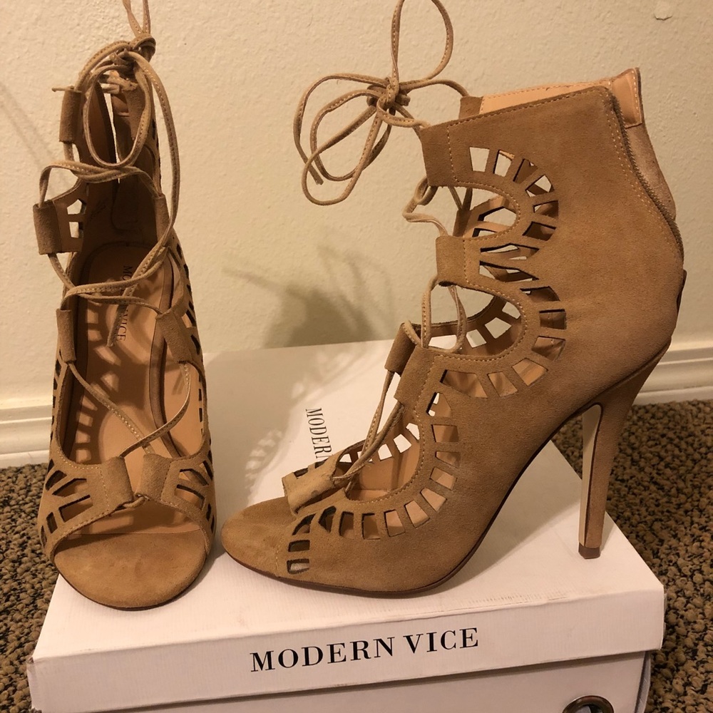 Nude suede heel. Size 8